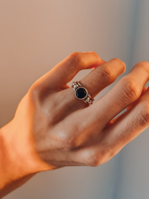 Anillo Livorno Onix
